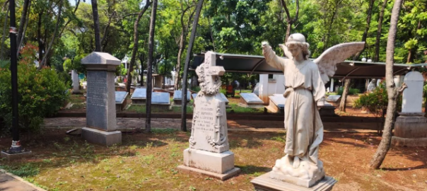 Wisata Sejarah ke Museum Taman Prasasti Jakarta